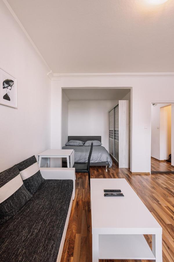 Cozy Apartment In Ruzinov Bratislava Buitenkant foto