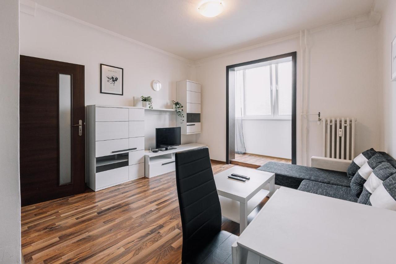 Cozy Apartment In Ruzinov Bratislava Buitenkant foto